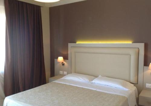 Vale-Mare-Tropea Hotel Phòng bức ảnh